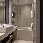 Etoile Maillot Hotel
