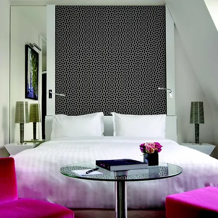 Hotel Etoile Maillot
