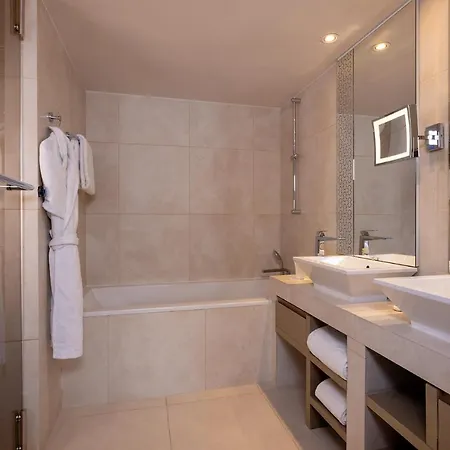 Otel Etoile Maillot Paris