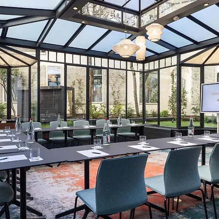 Etoile Maillot Hotel Paris