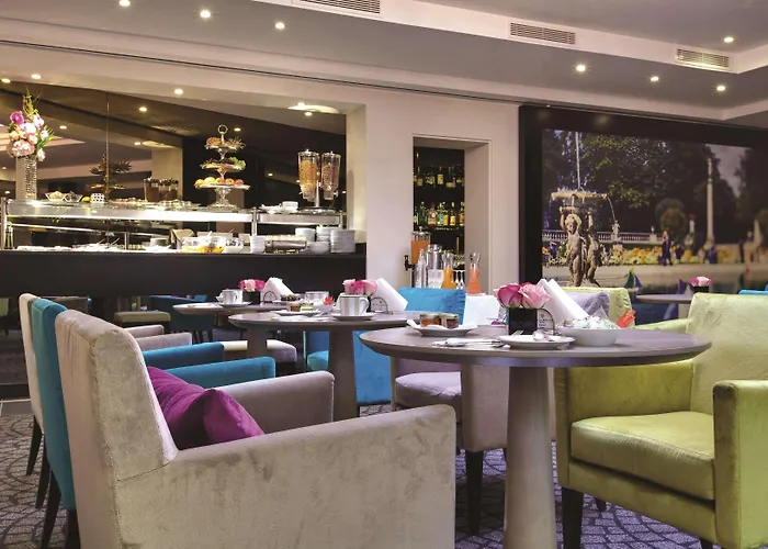 Etoile Maillot 4* Paris