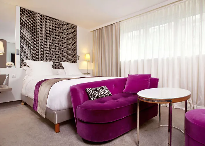 Etoile Maillot 4* Paris