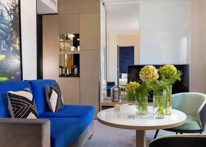 Etoile Maillot 4* Paris