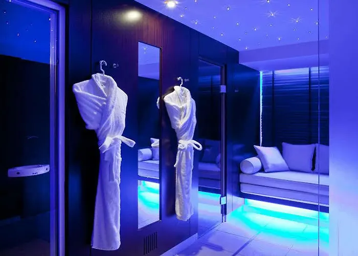 Hotel Etoile Maillot